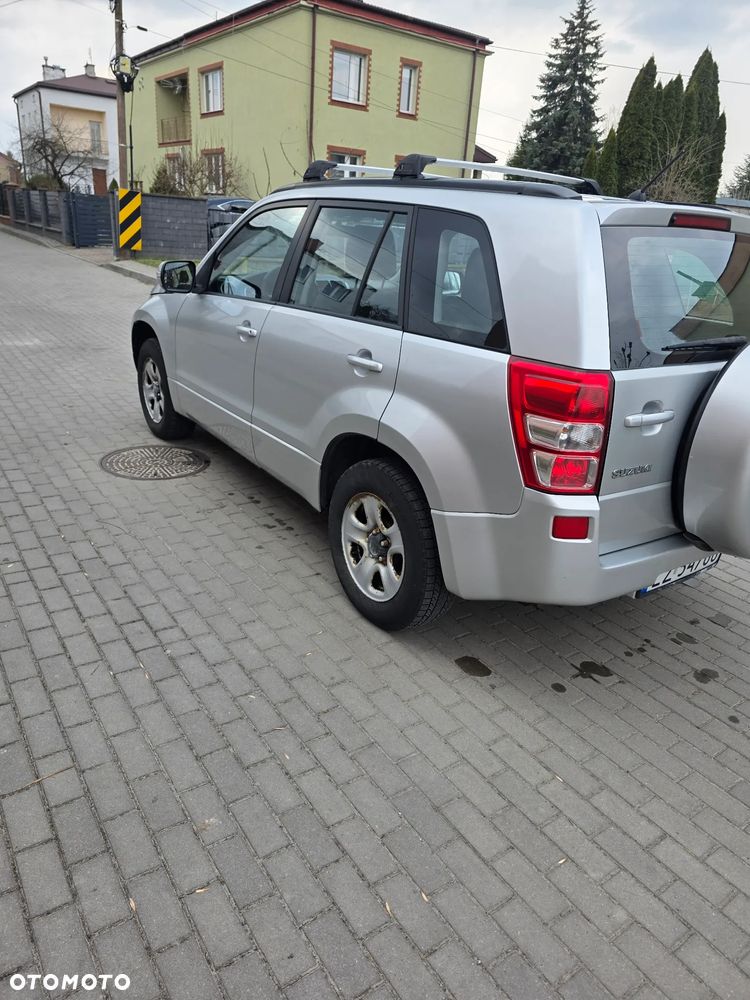 Suzuki Grand Vitara 2.0 Comfort - 9