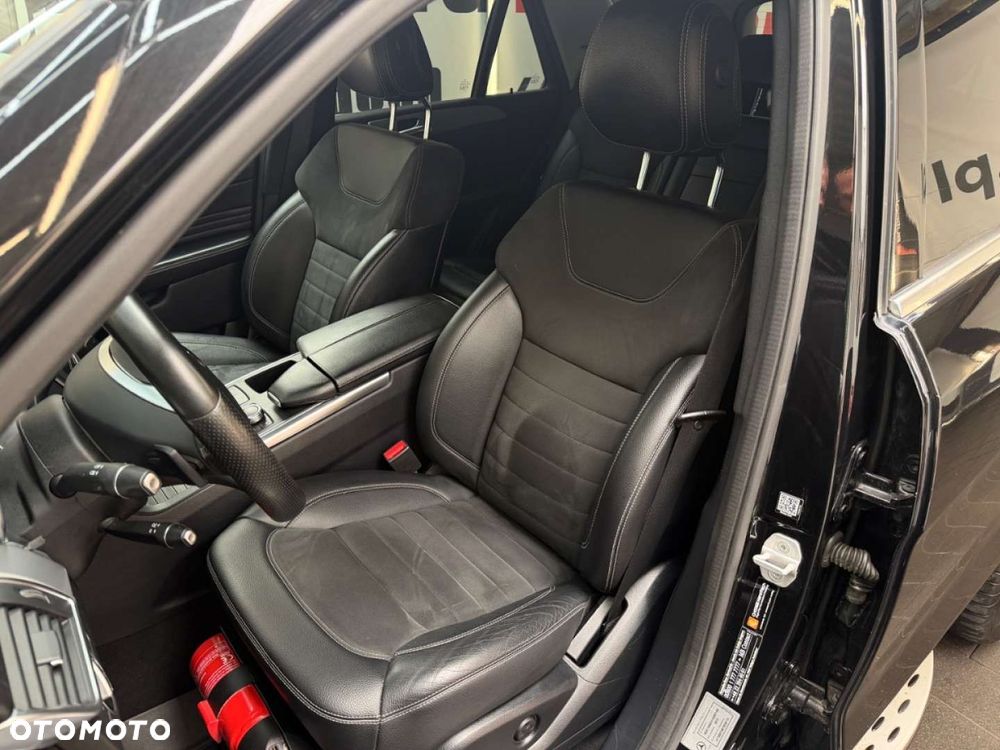 Mercedes-Benz ML - 21