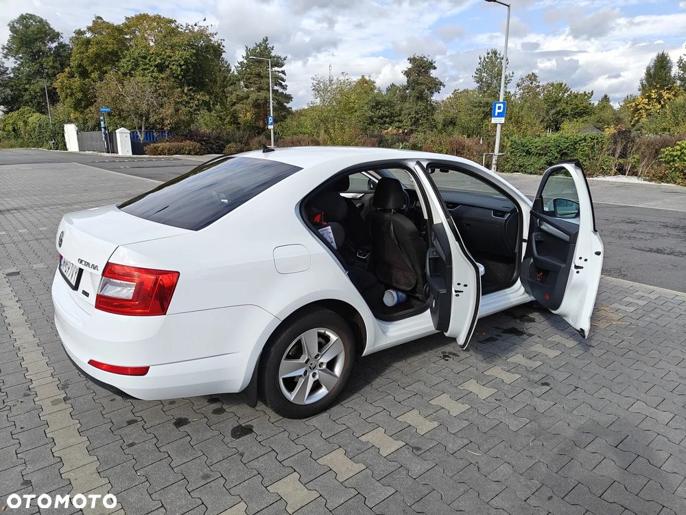 Skoda Octavia 1.6 TDI Active DSG - 9
