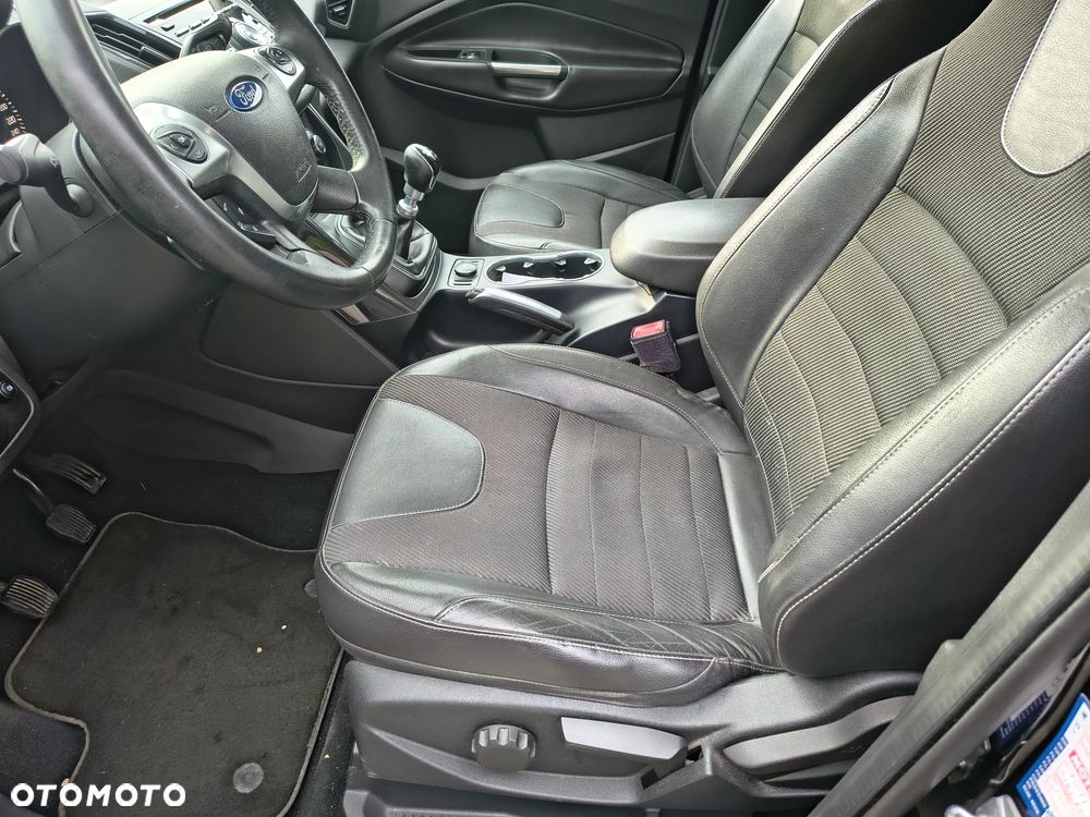 Ford Kuga 2.0 TDCi 4WD Titanium - 11