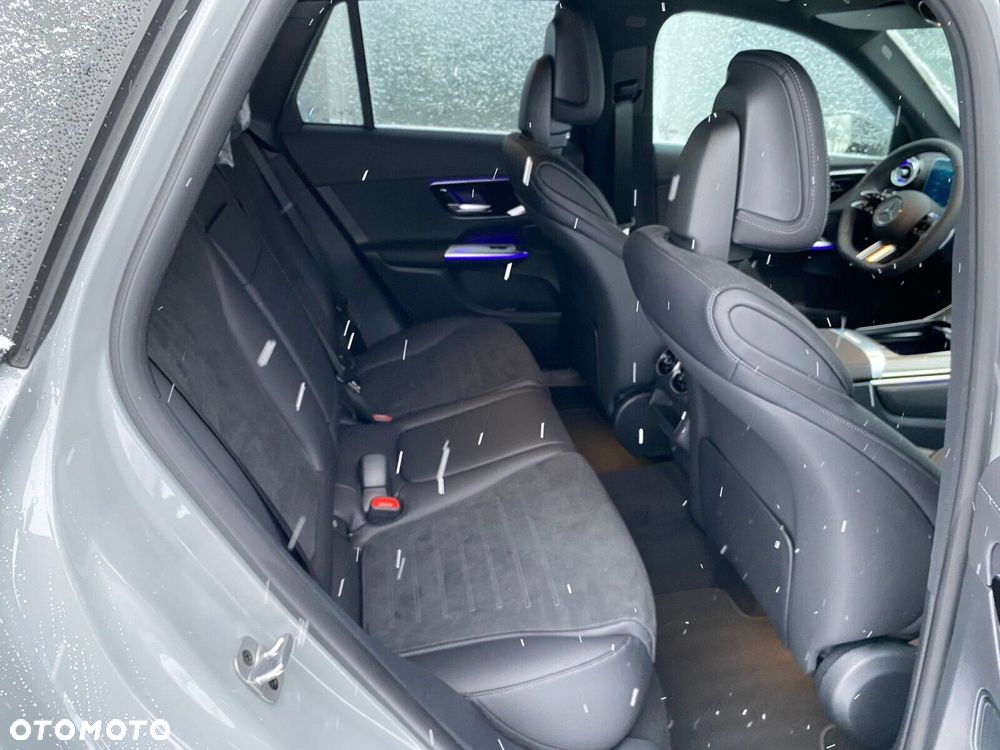 Mercedes-Benz GLC - 19