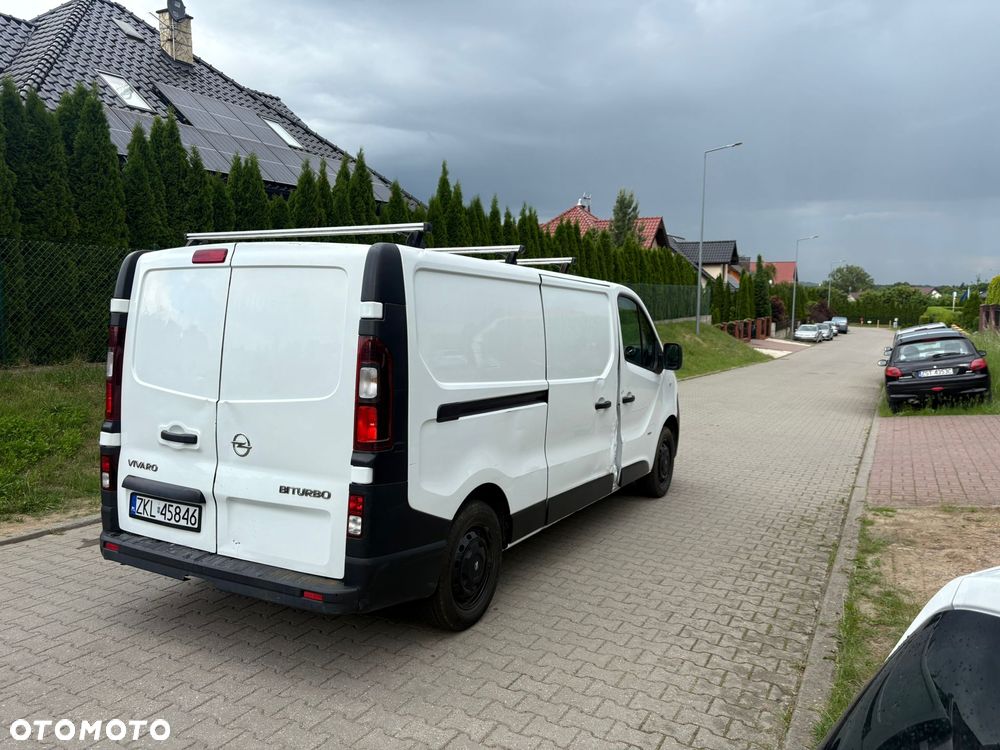 Opel VIVARO - 8