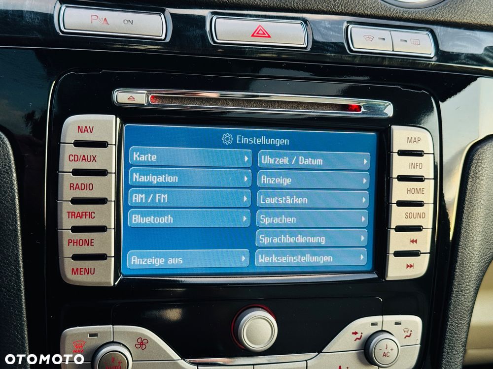 Ford Galaxy 2.0 T Platinium X (Ghia) - 17