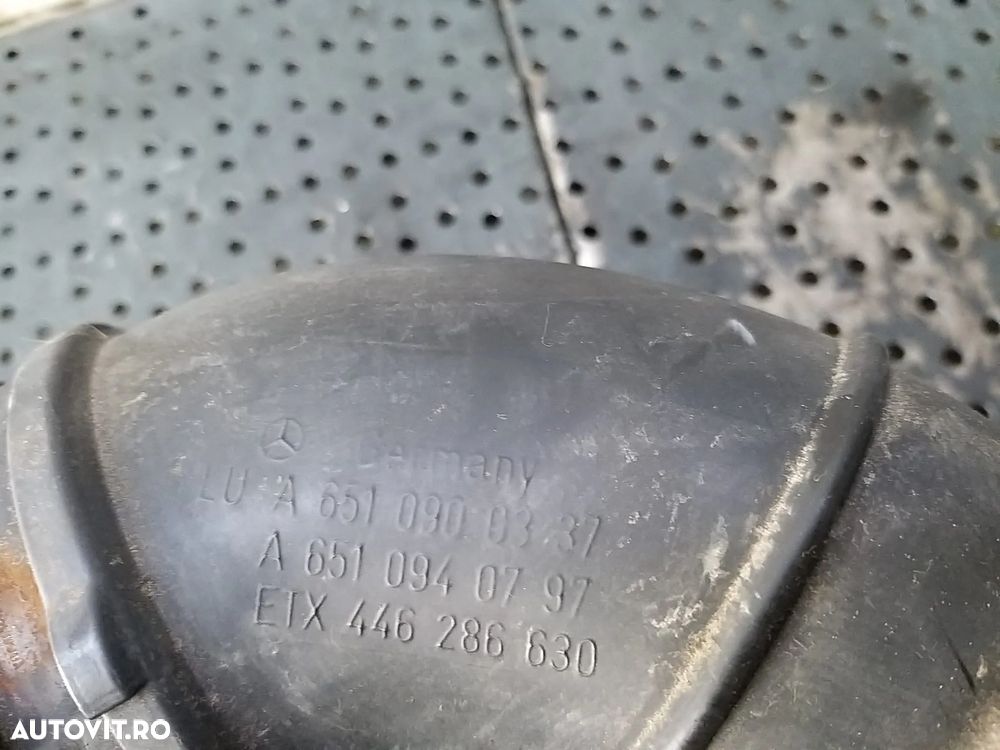 Tubulatura admisie aer 2.2 cdi mercedes c class w204 a6510900337 a6510940797 - 3