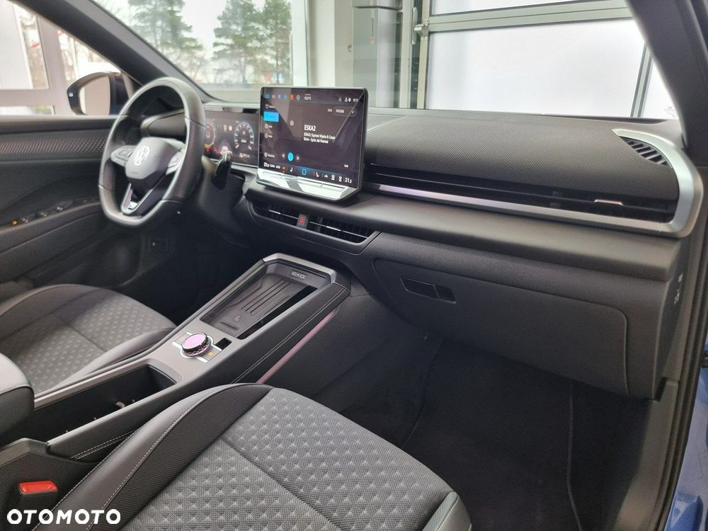 Volkswagen T-Roc 1.5 eTSI R-Line DSG - 16