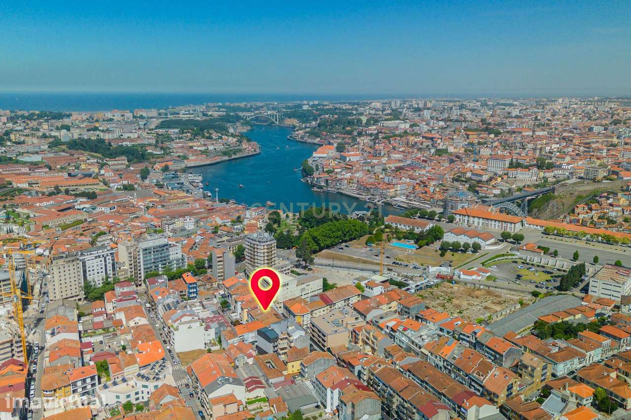 PRÉDIO EM PROPRIEDADE TOTAL Junto ao Jardim do Morro | Vila Nova de Ga - Grande imagem: 2/25