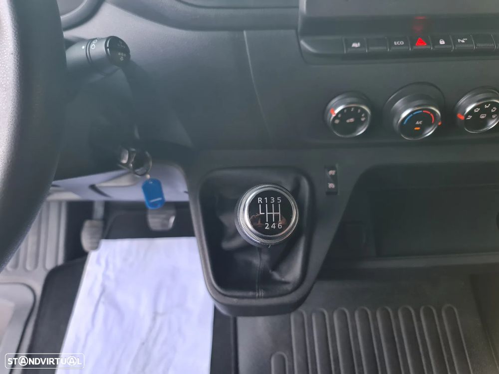Renault MASTER L2H2 135CV | EQUIPAMENTO CRIOGÉNICO | IVA DEDUTÍVEL - 40