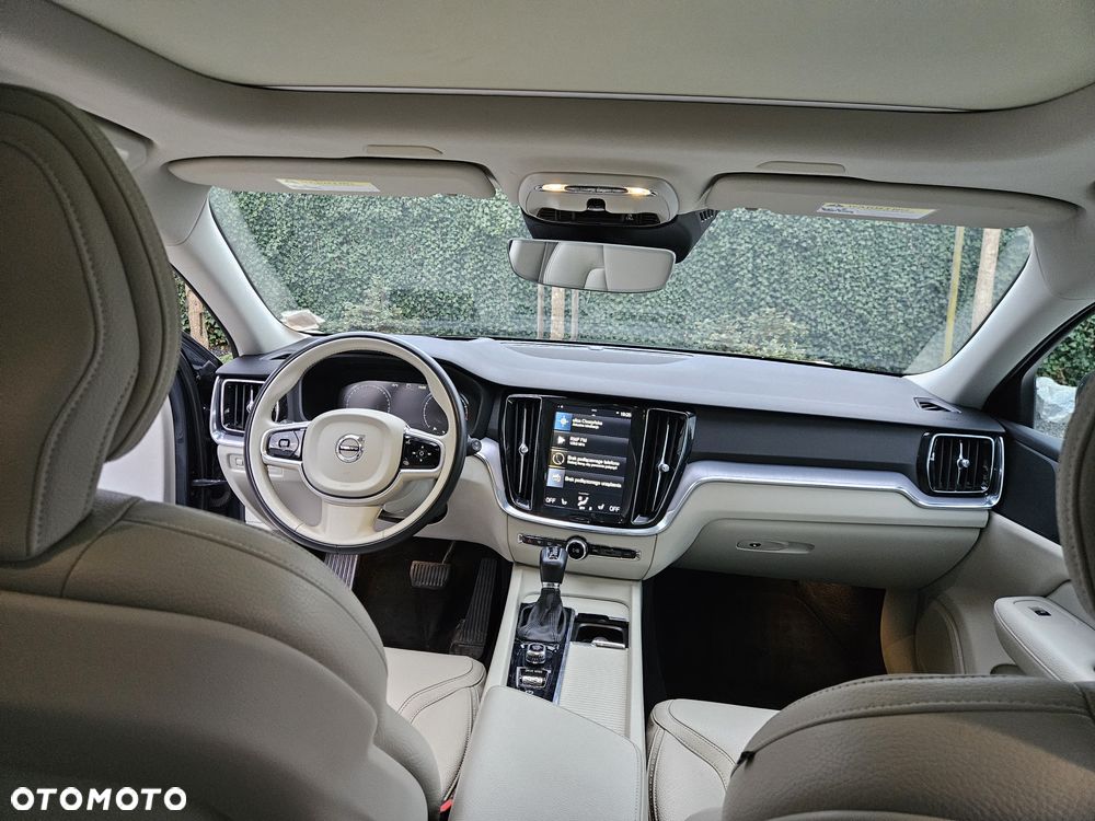 Volvo V60 T5 AWD Geartronic Momentum - 10