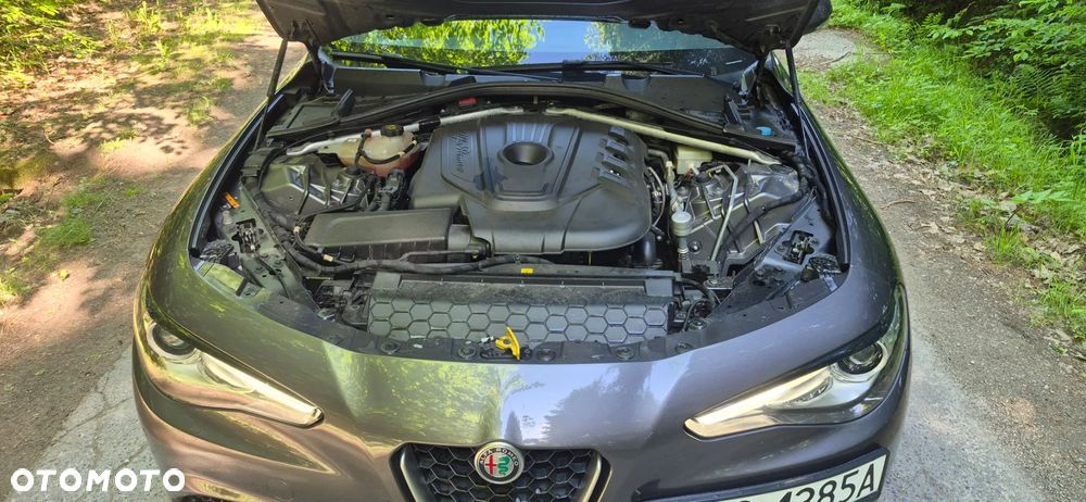 Alfa Romeo Giulia 2.2 D Turbo - 8