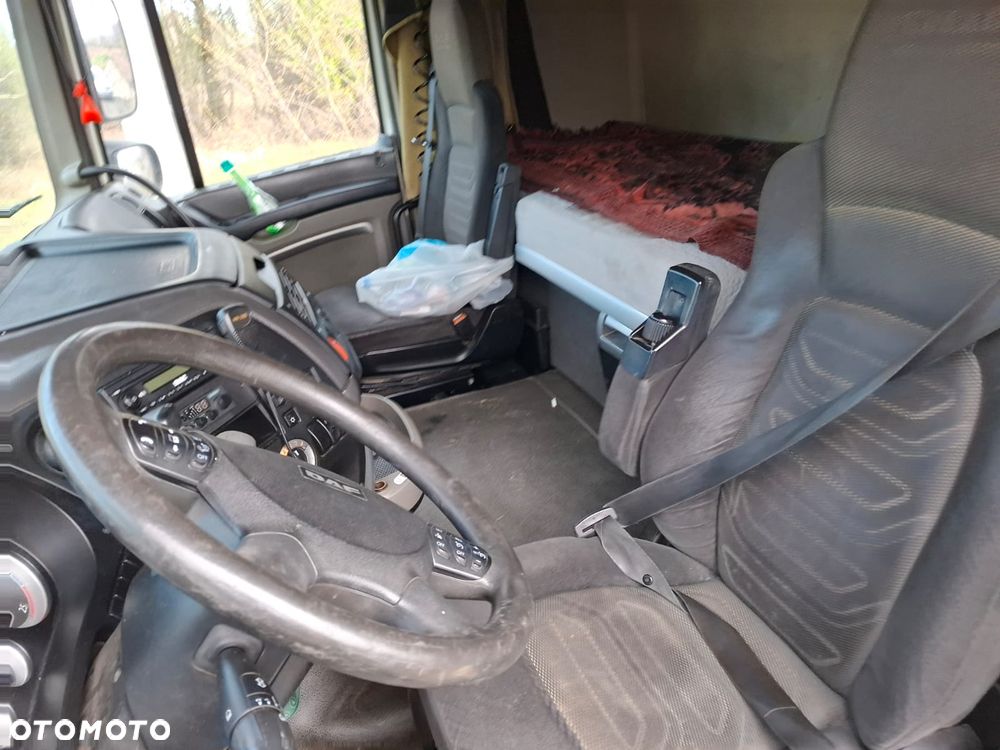 DAF XF 105.460 - 12