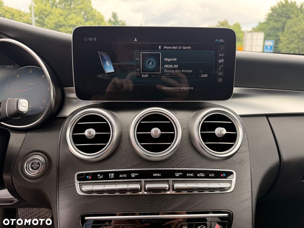 Mercedes-Benz Klasa C 220 d 4MATIC 9G-TRONIC - 26