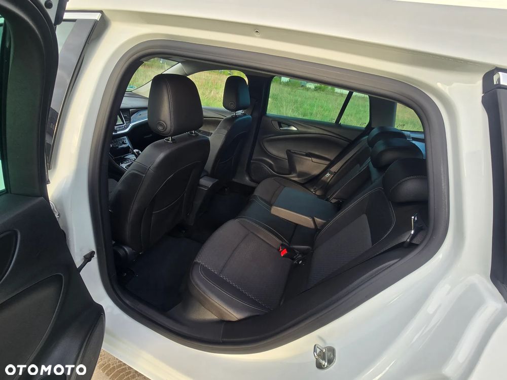 Opel Astra 1.6 D Start/Stop Edition - 17