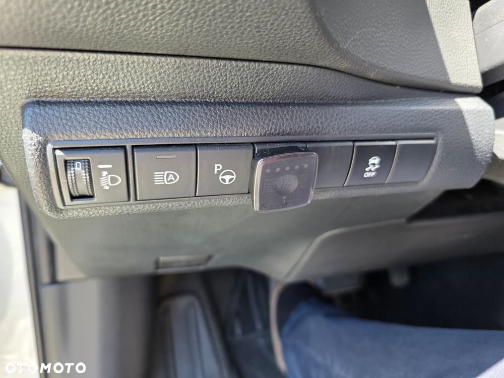 Toyota Corolla 1.8 Hybrid Comfort - 40