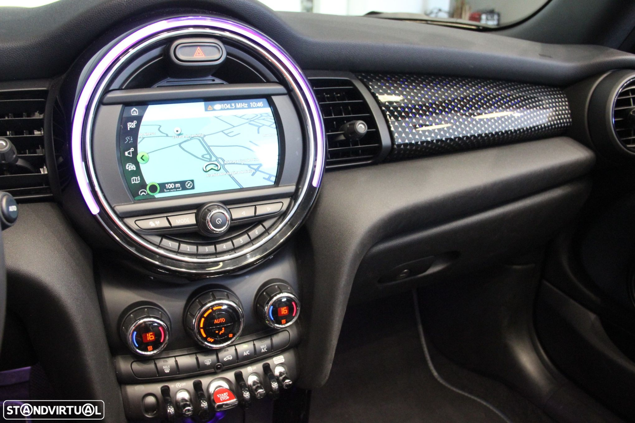 MINI Cabrio Cooper Auto - 11