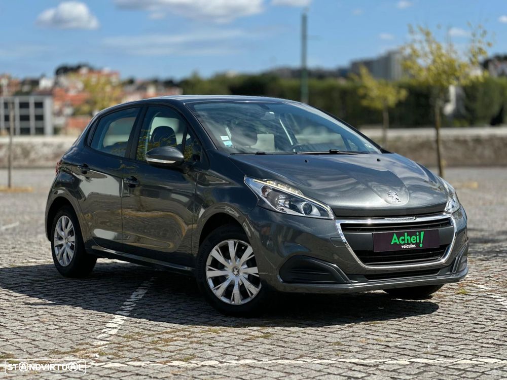 Peugeot 208 - 3