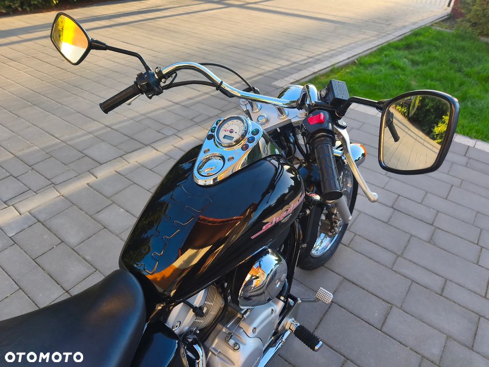 Honda Shadow - 12