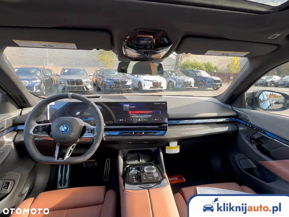 BMW Seria 5 540d xDrive mHEV M Sport - 9