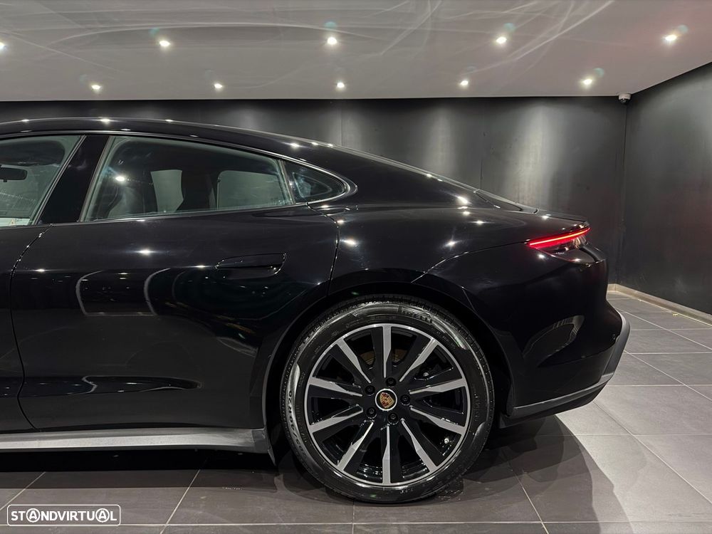 Porsche Taycan Standard - 5