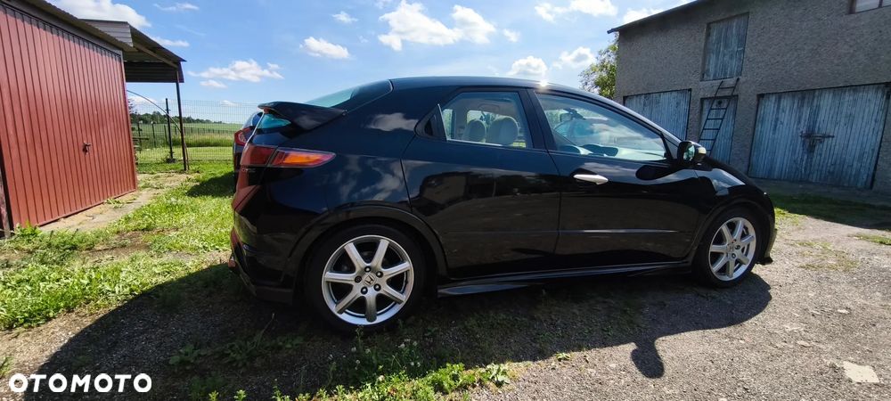 Honda Civic 1.8 Executive - 9