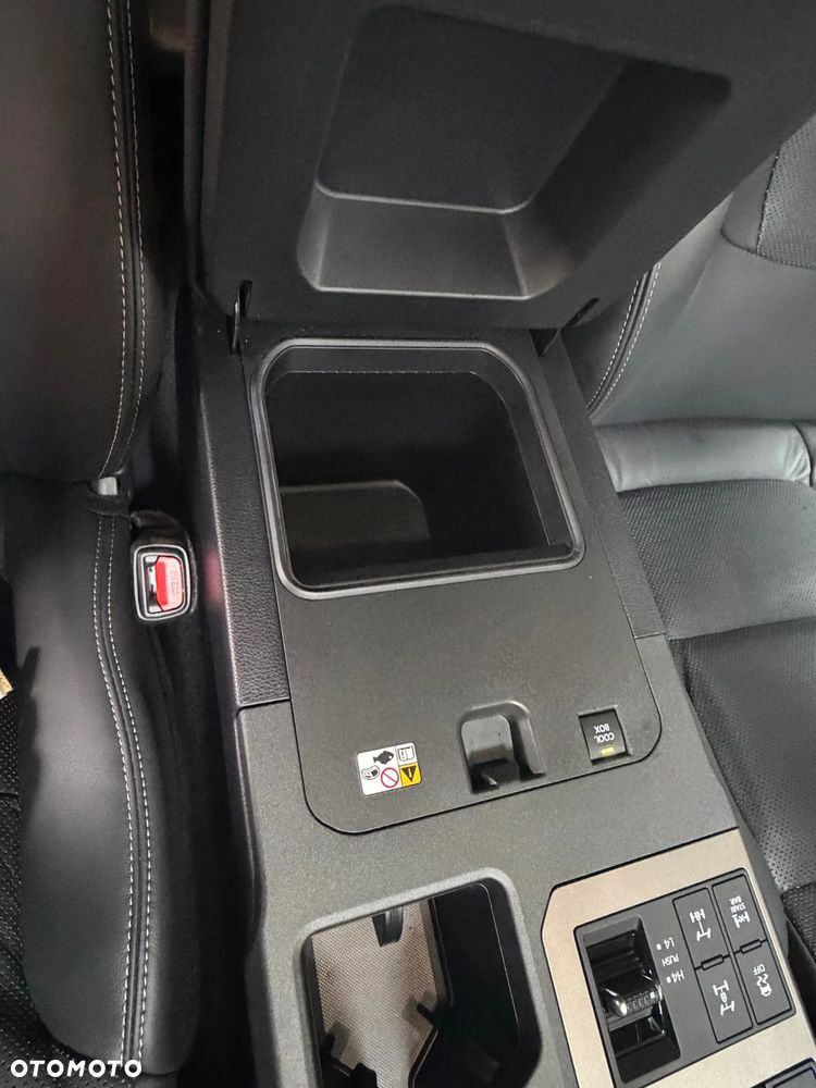 Toyota Land Cruiser LC 2.8 D-4D Executive - 15