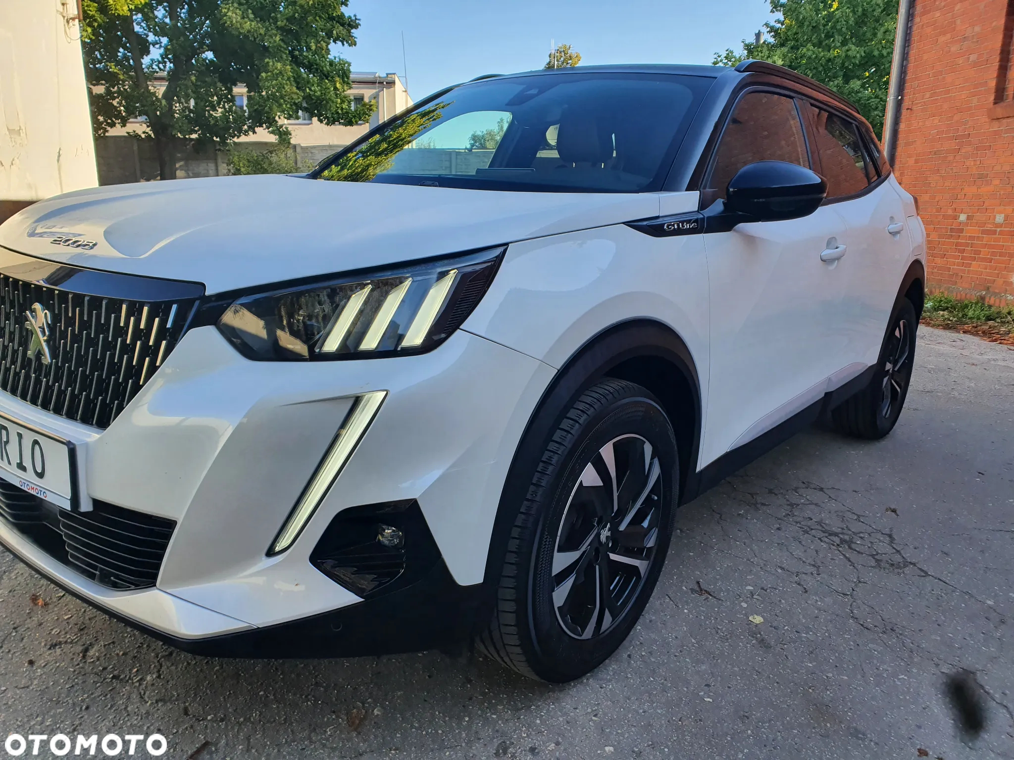 Peugeot 2008 1.2 PureTech GT Line S&S - 8