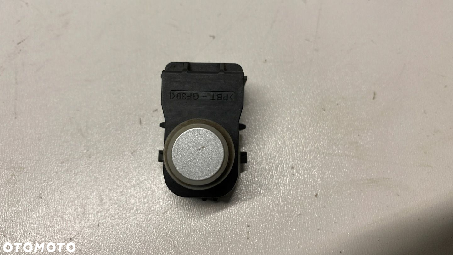 KIA STONIC CZUJNIK PARKOWANIA PDC SENSOR TYŁ 17-24 - 2