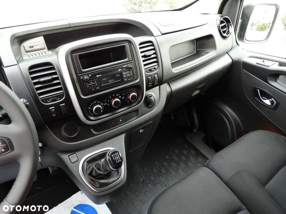 Renault TRAFIC  FURGON CHŁODNIA  0*C TEMPOMAT LEDY KLIMATYZACJA  120KM - 32