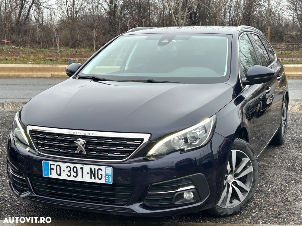 Peugeot 308 PureTech 130 EAT8 Allure - 2