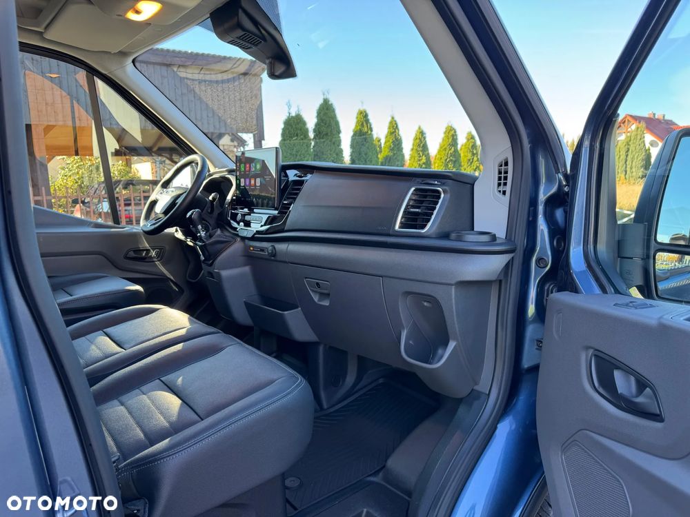 Ford Transit - 13