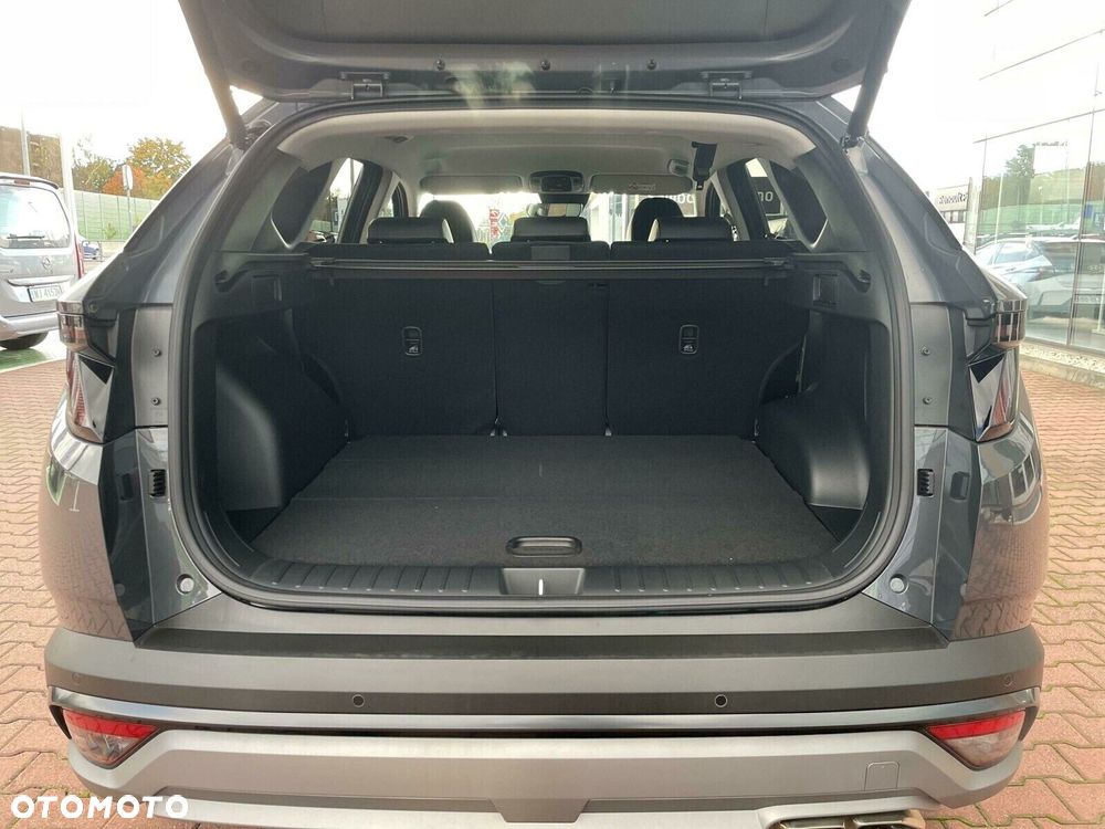 Hyundai Tucson - 16