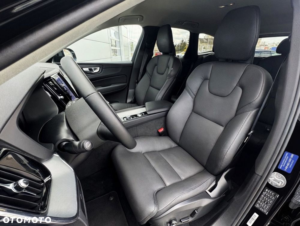 Volvo XC 60 - 30