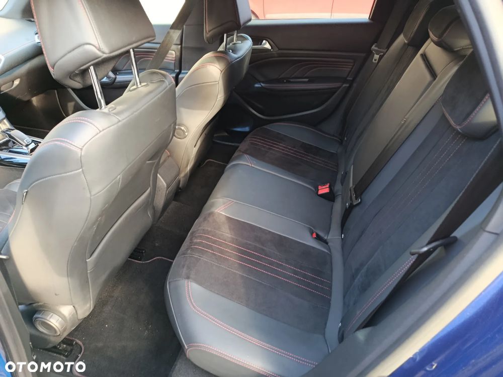 Peugeot 308 BlueHDi FAP 180 EAT8 Stop & Start GT - 14