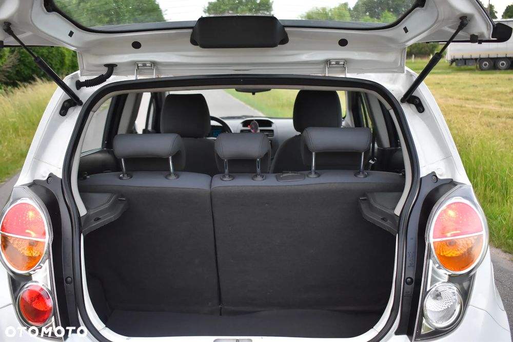 Chevrolet Spark - 18