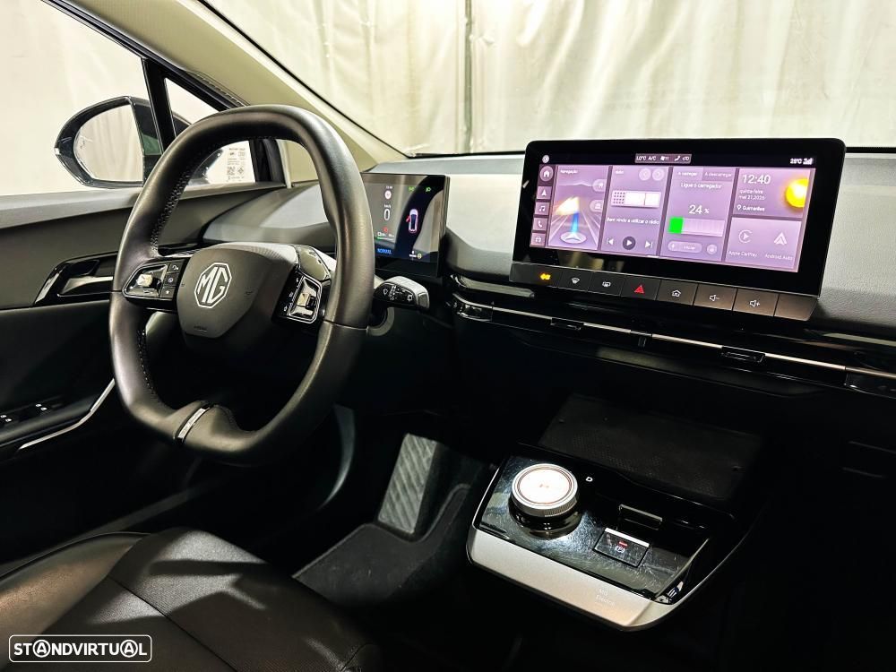 MG MG4 64 kWh Luxury - 34