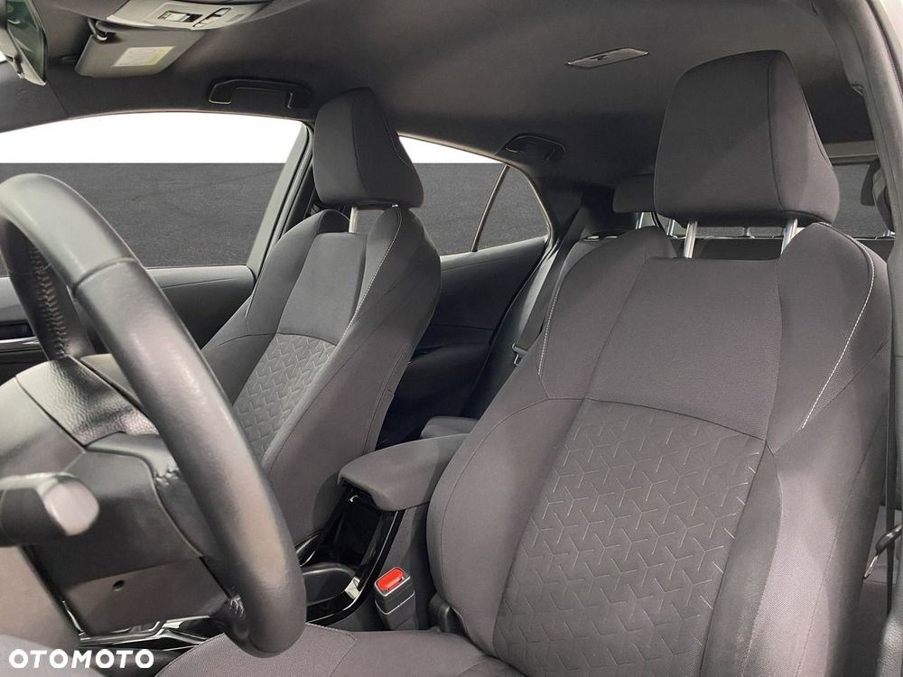 Toyota Corolla - 11
