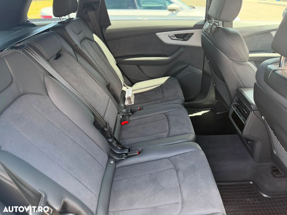 Audi Q7 - 8