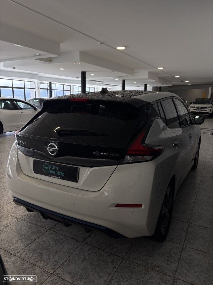 Nissan Leaf Tekna ProPilot Park - 11