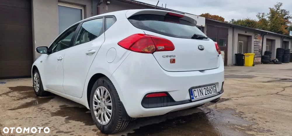 Kia Ceed Cee'd 1.4 CRDi S - 12