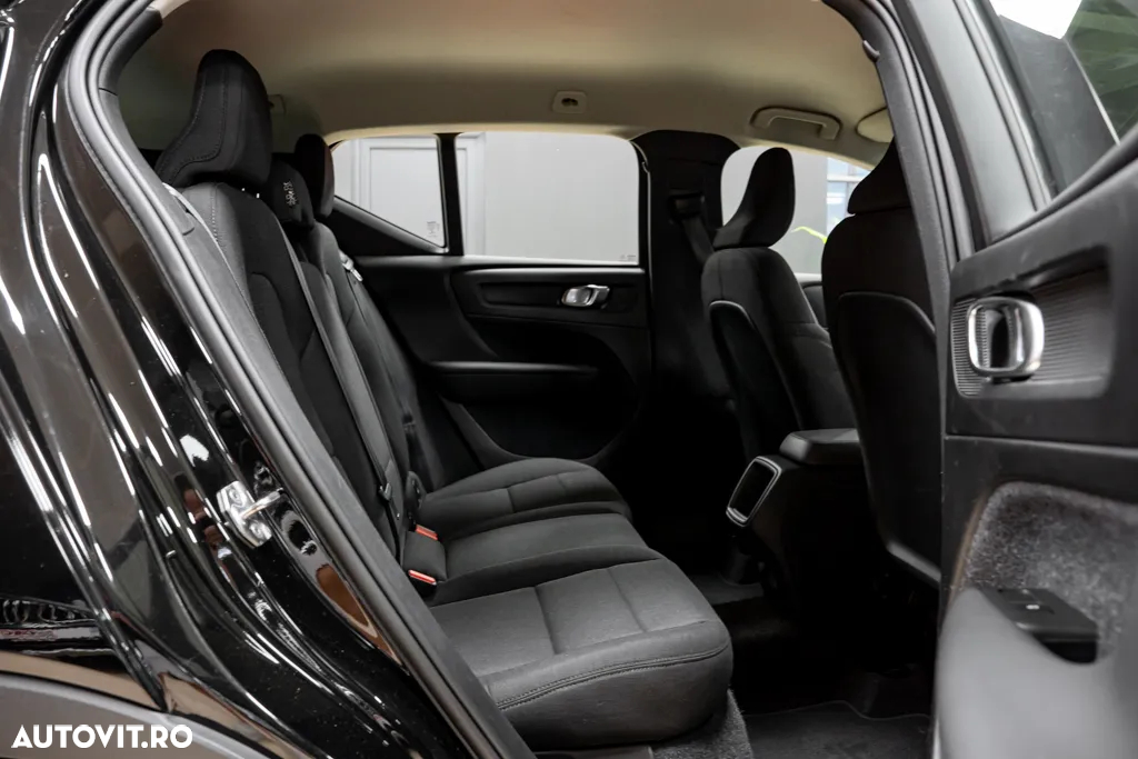 Volvo XC 40 D3 Momentum - 26