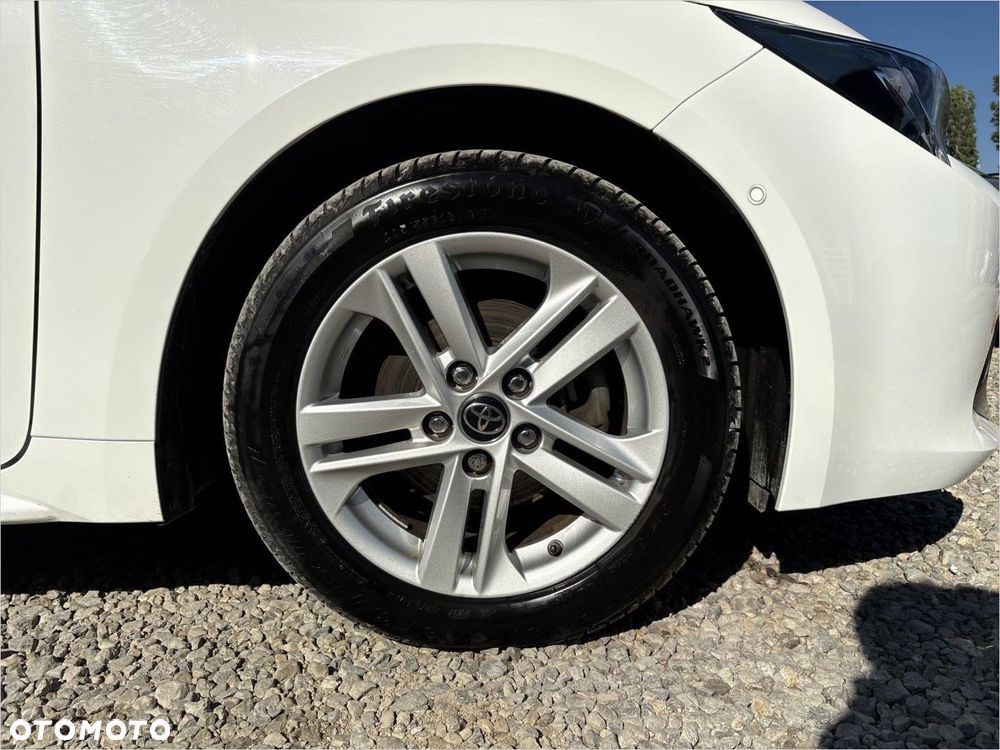 Toyota Corolla 1.8 Hybrid Comfort - 17