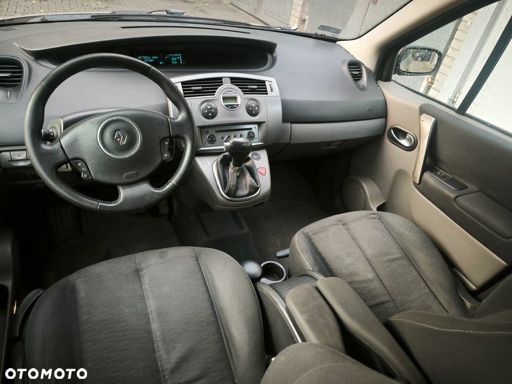 Renault Grand Scenic 1.9 dCi FAP Exception - 25