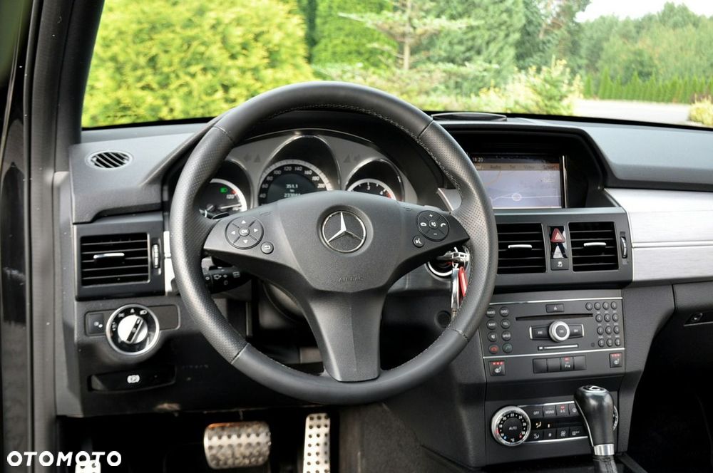 Mercedes-Benz GLK - 31
