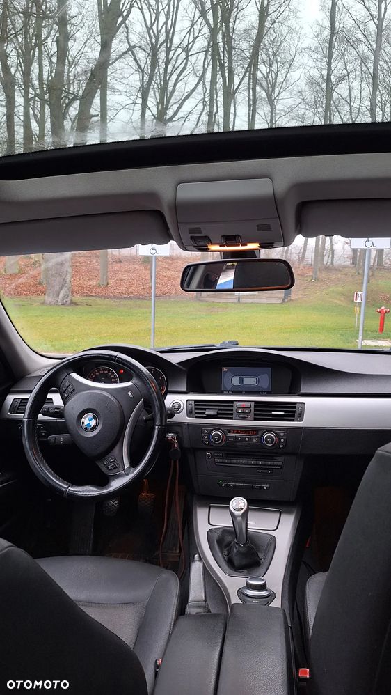 BMW Seria 3 318d - 7