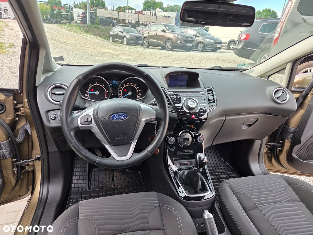 Ford Fiesta 1.6 TDCi Individual - 16