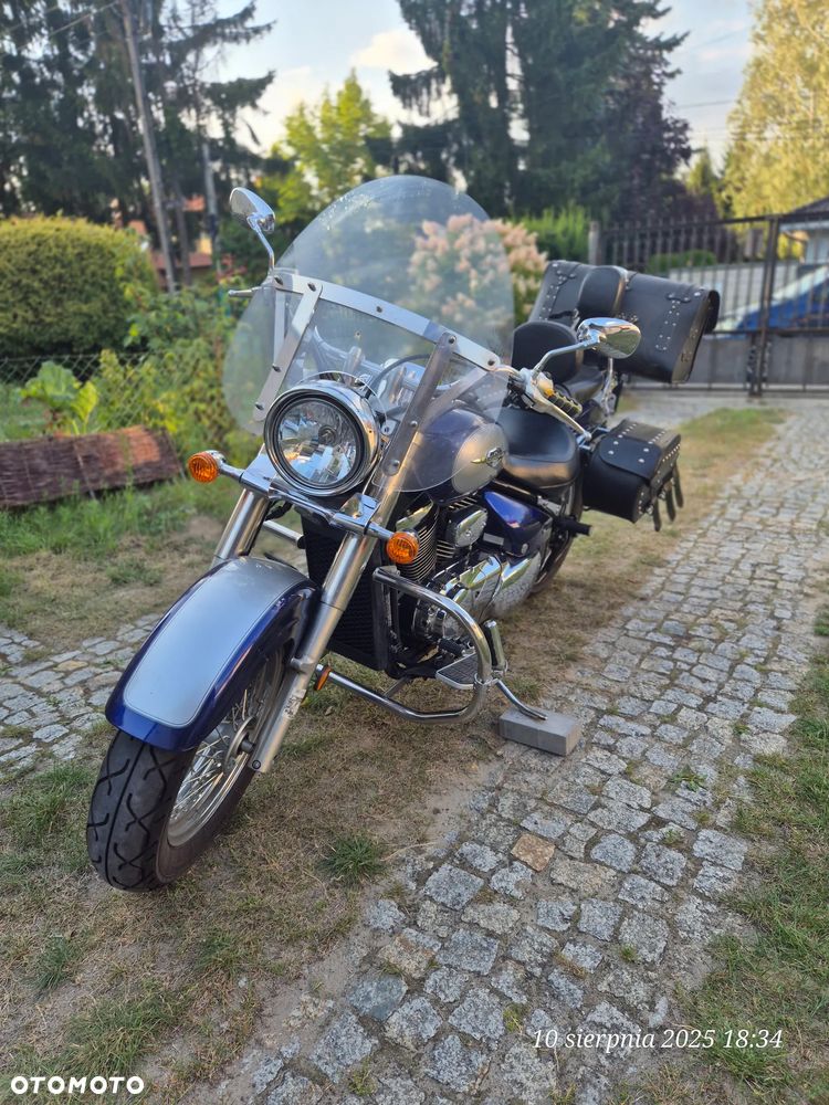 Suzuki Boulevard - 2