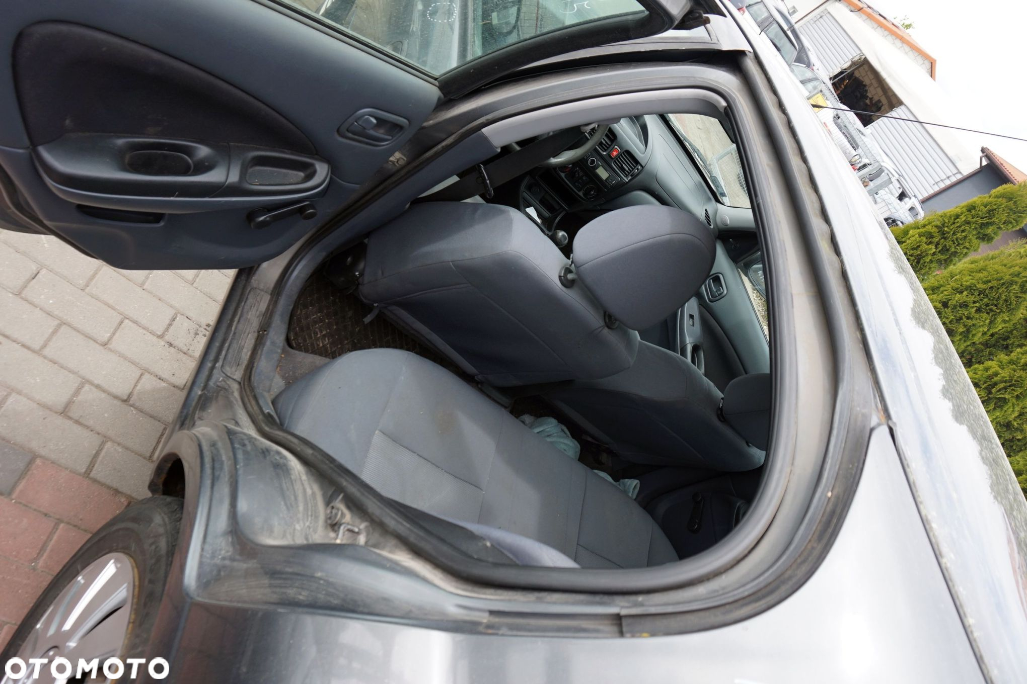 NISSAN ALMERA II N16 LIFT 5D HB 2005 KY5 1.5 16V QG15DE 98KM SZARY na części - 13