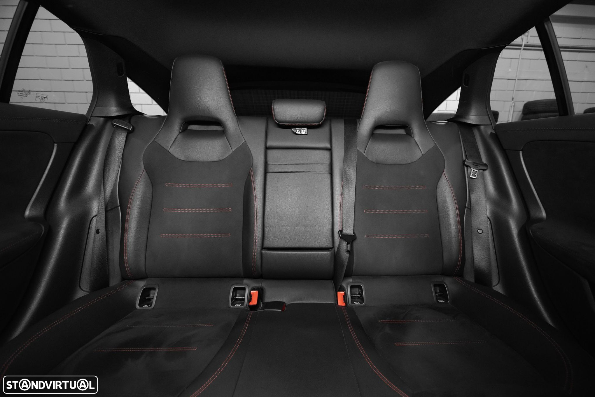 Mercedes-Benz CLA 250 e Shooting Brake AMG Line - 12