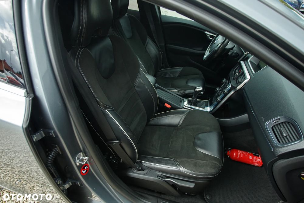 Volvo V40 D3 RDesign - 36