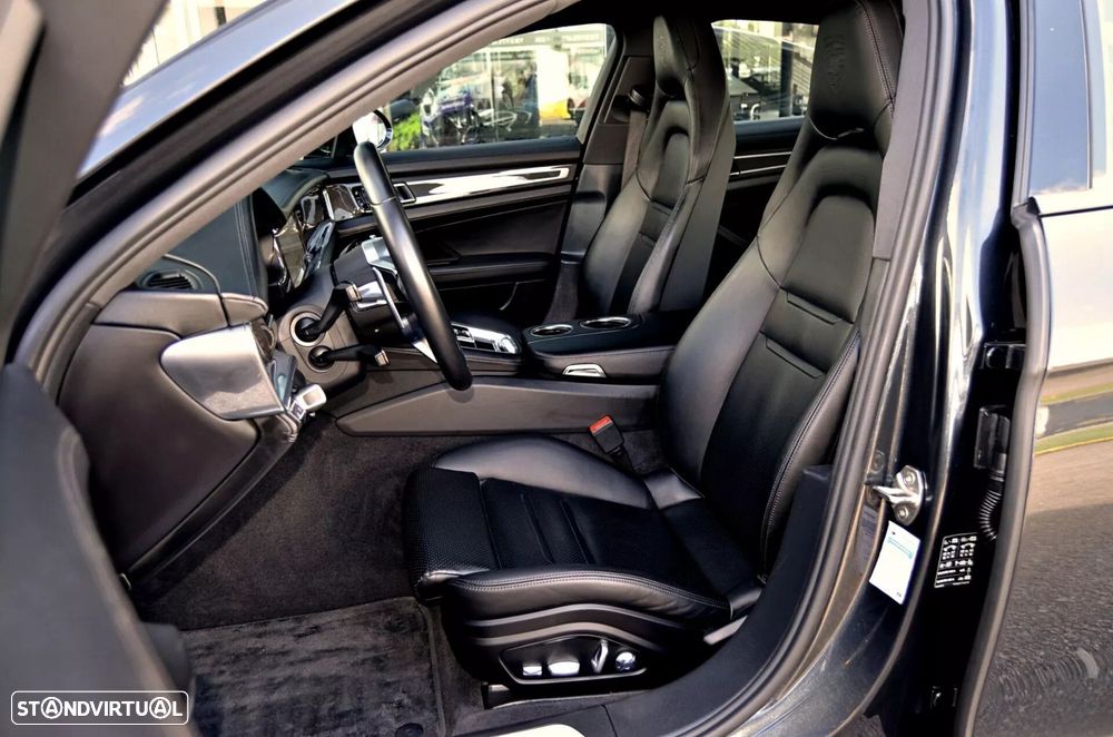 Porsche Panamera - 10
