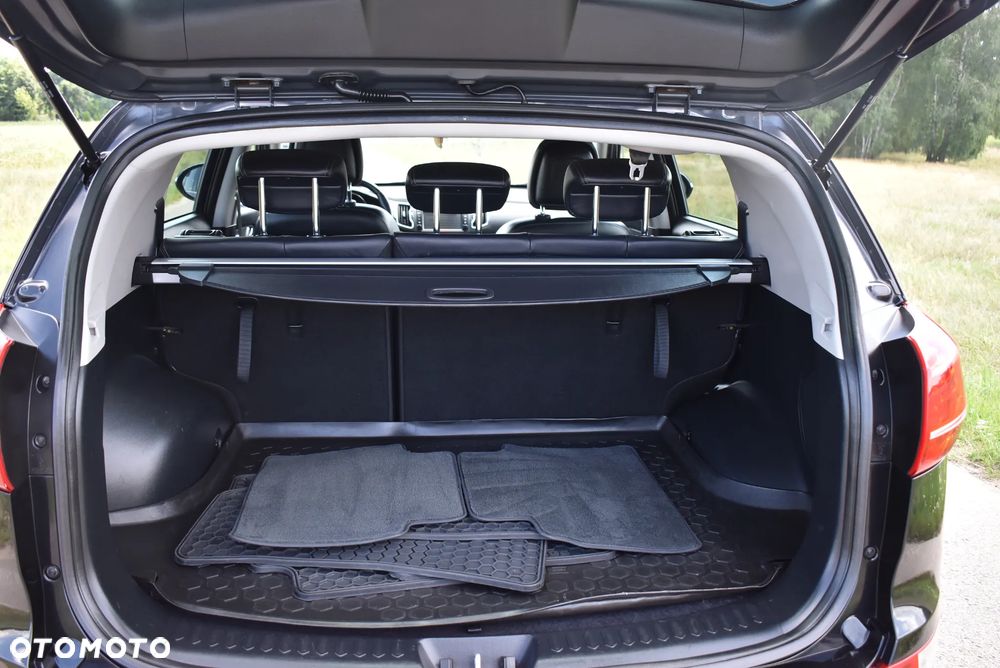 Kia Sportage 2,0 CRDI AWD Dream-Team Edition - 32